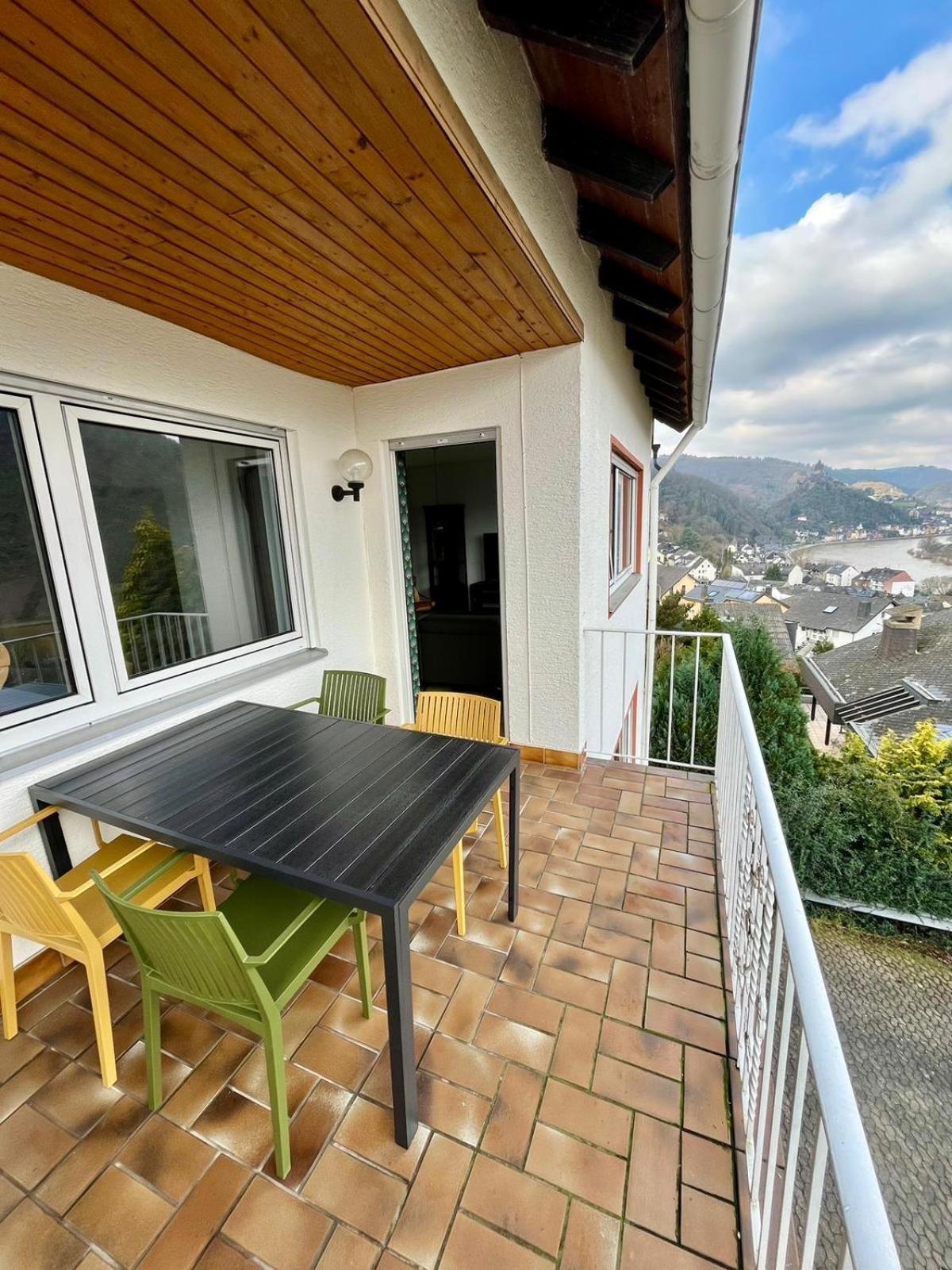 Ferienwohnung Meyver Кохем Экстерьер фото